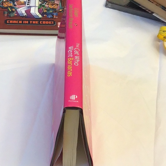 ๐4/10.00๐ The Cat Who Went Bananas, Lilian Jackson Braun, hardcover like-new - Picture 4 of 7